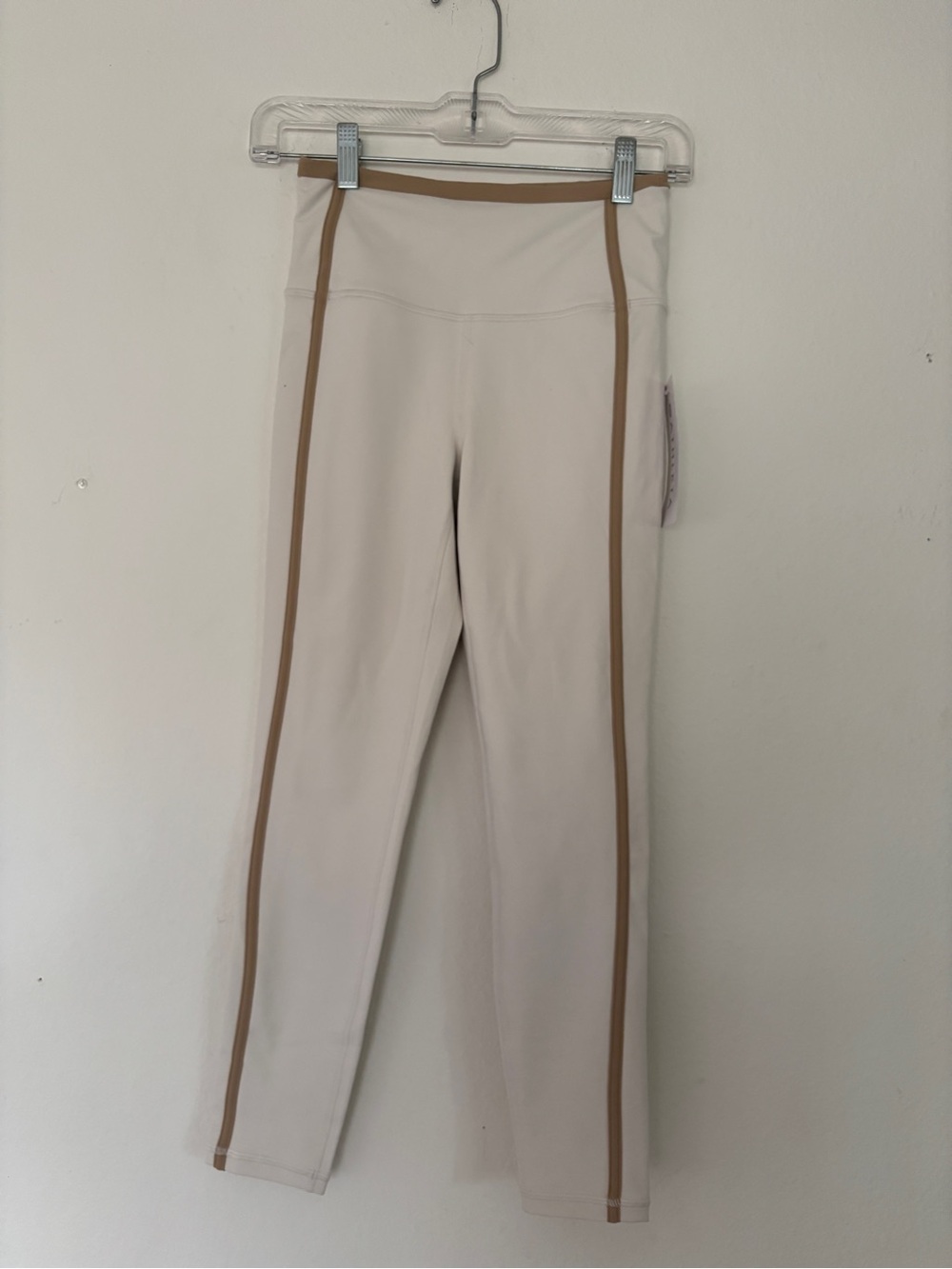 Brand New with tags Athleta Ultra High Rise Elation 7/8 tight leggings